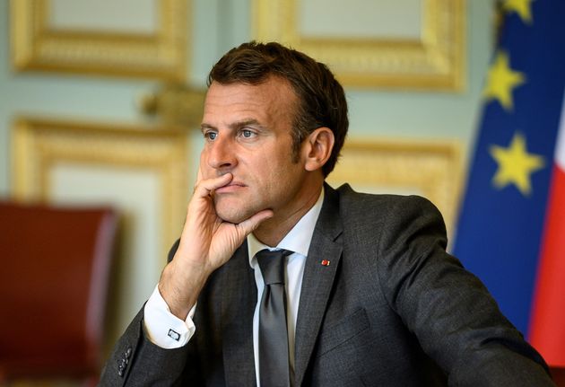 Pour reprendre la main, Emmanuel Macron place un homme de l’ombre à Matignon