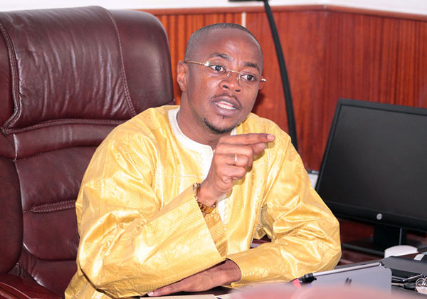 Sortie sur les non-inscrits : Abdou Mbow qualifie Sonko d' »imposteur sans foi »