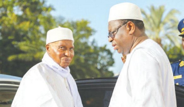 Les dessus d’une Rencontre secrète à Versailles: Ce que mijote Me Wade contre Macky Sall.