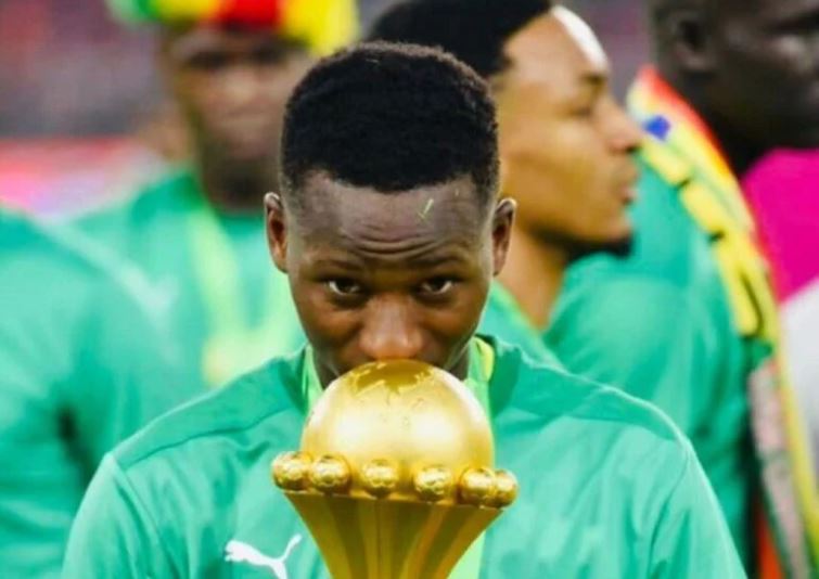 CAF Awards 2022 : Pape Matar Sarr remporte le trophée du Meilleur Jeune Joueur Africain de l’année