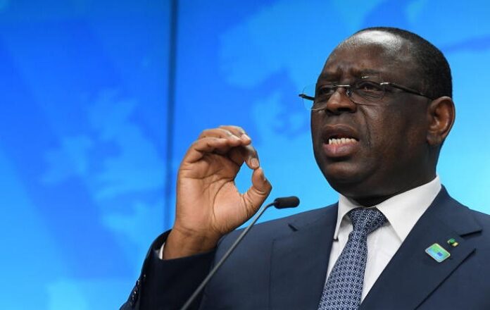 Pertes en vies humaines  lors des pluies , Macky Sall présente ses Condoléances aux familles….