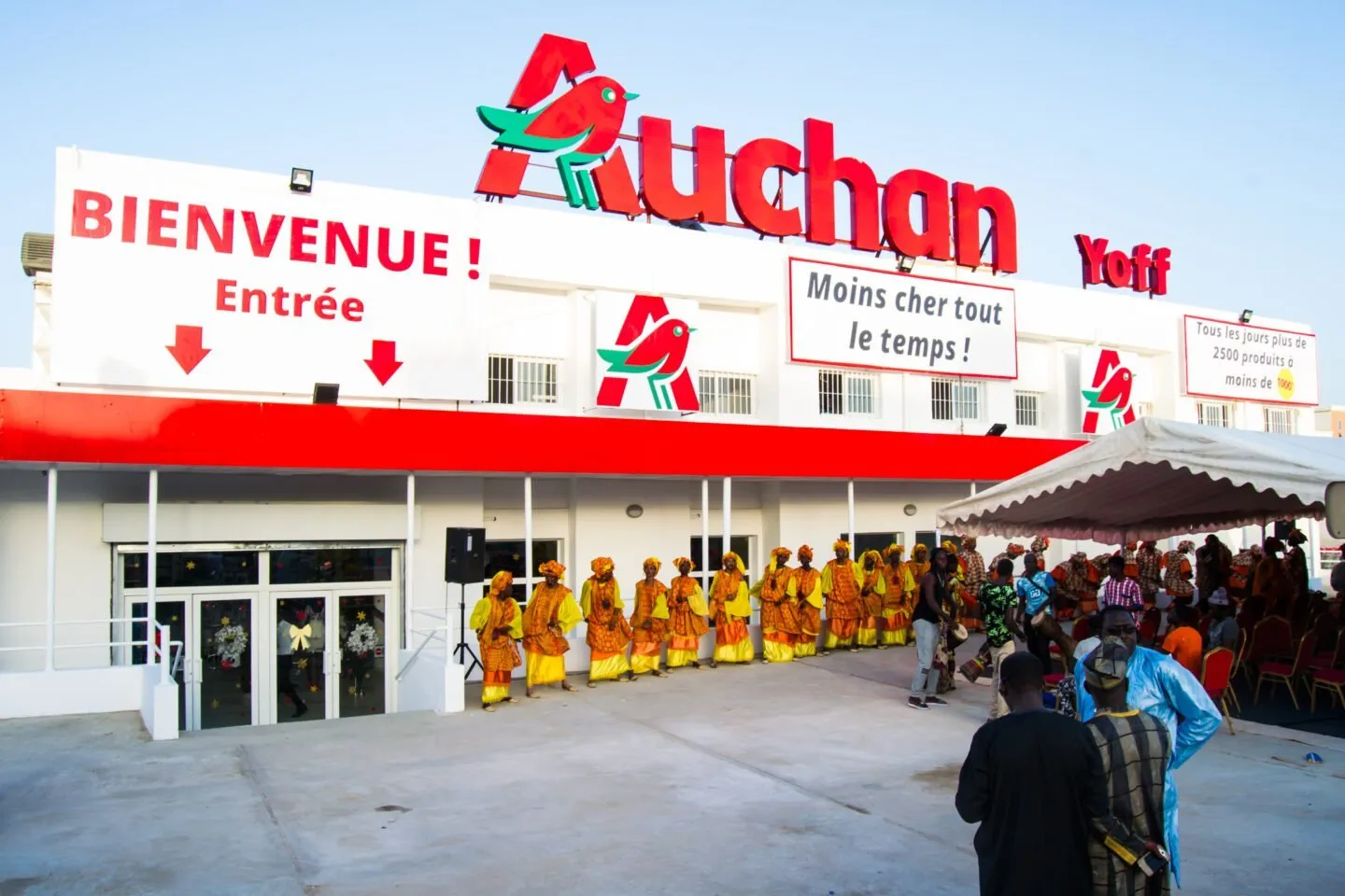 Pillages, saccages, les lourdes pertes de Auchan