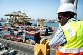 Port de Dakar , le protocole d’enlèvement des conteneurs signé par le directeur »